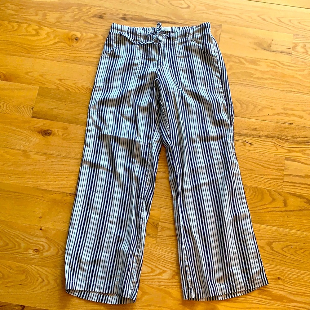 Striped cotton/linen pants.